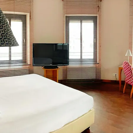 Hotel Yours Truly 4*