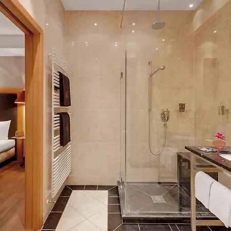 Hotel Yours Truly 4*