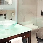 Hotel Yours Truly