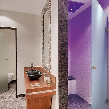 Yours Truly Hotel
