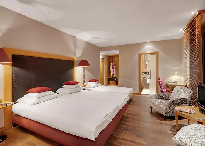 Yours Truly Hotel 4*