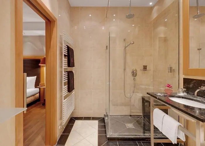 Hotel Yours Truly 4*