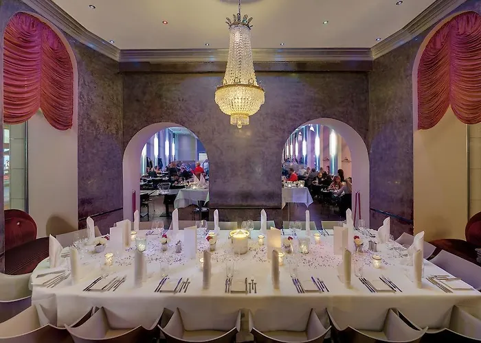 מלון Yours Truly 4*