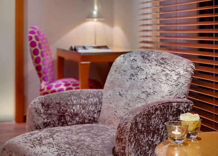 Yours Truly Hotel 4*