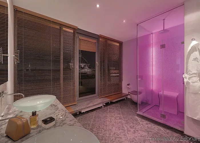 Yours Truly 4* Monachium