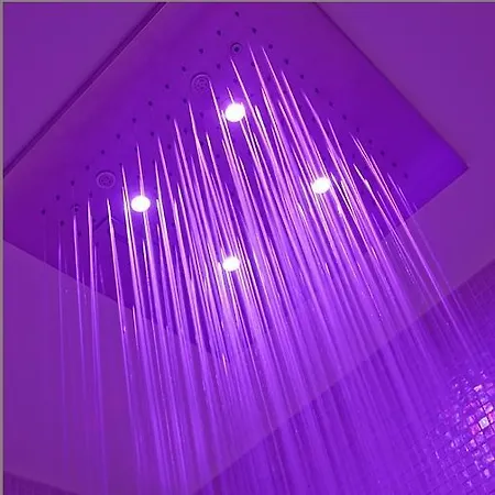 ユアーズ トゥルーリ― ホテル 4*